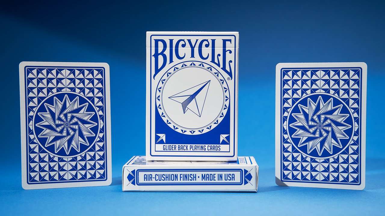 3076-glider-back-marked-bicycle-playing-cards-1.jpg