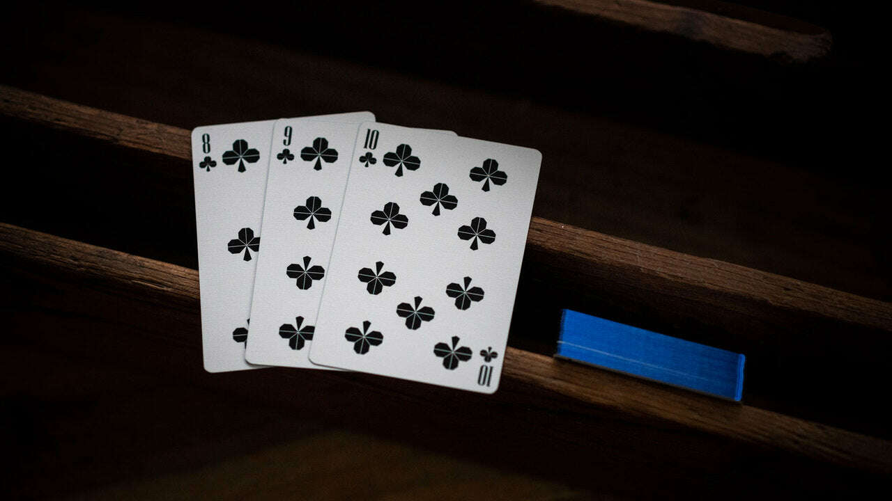 3078-glider-back-v2-gilded-marked-playing-cards-1.jpg