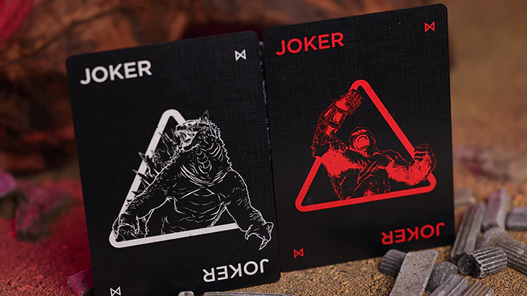 3103-godzilla-x-kong-the-new-empire-playing-cards-godzilla-special-edition-1.webp