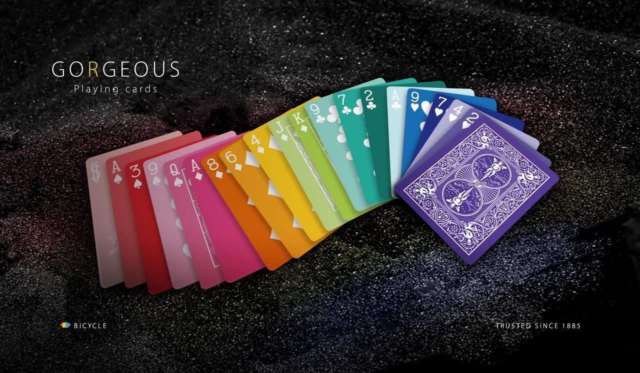 3142-gorgeous-bicycle-playing-cards-1.jpg