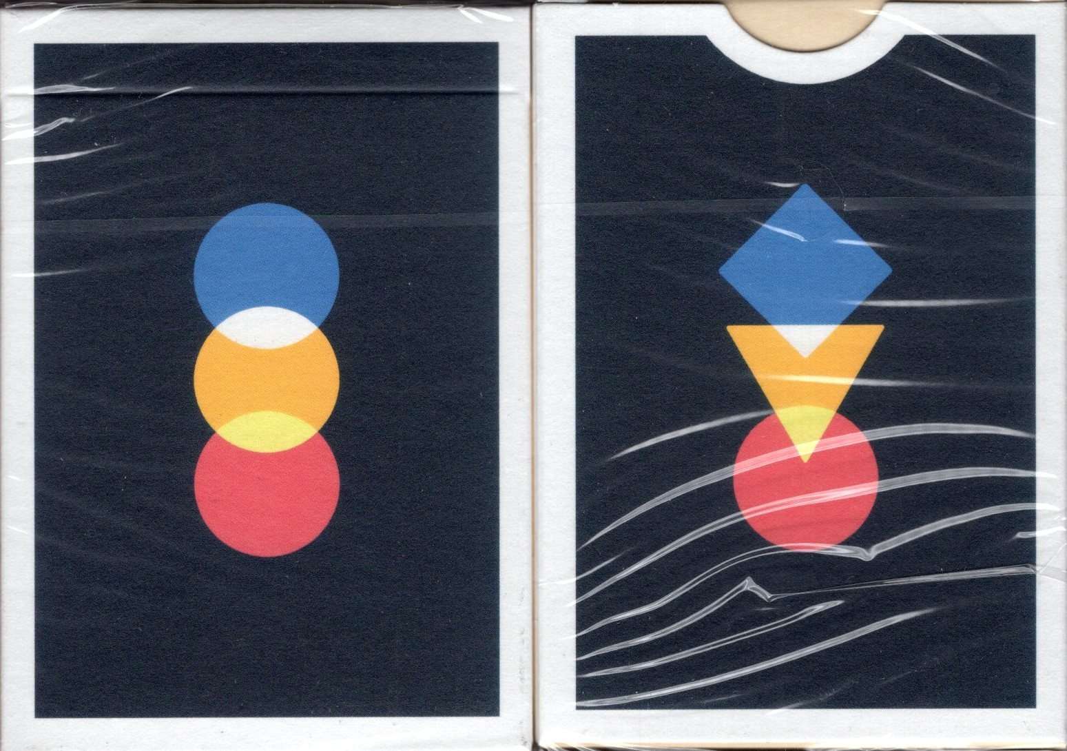 3166-graphic-303-cardistry-playing-cards-cartamundi-1.jpg