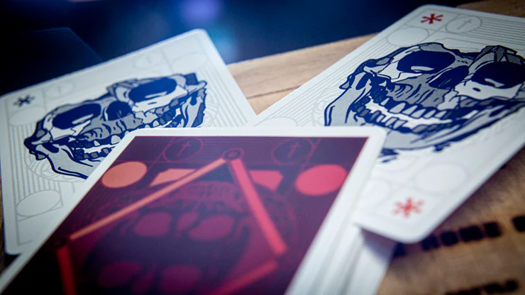 3184-graveyard-playing-cards-cartamundi-1.jpg