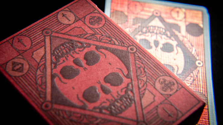 3184-graveyard-playing-cards-cartamundi-1.jpg