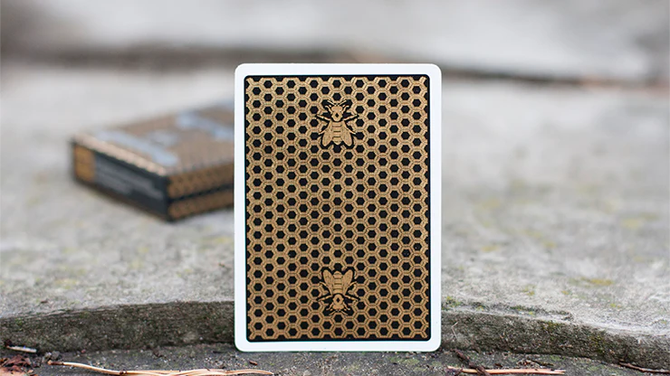 3424-honeybee-special-edition-playing-cards-uspcc-1.jpg