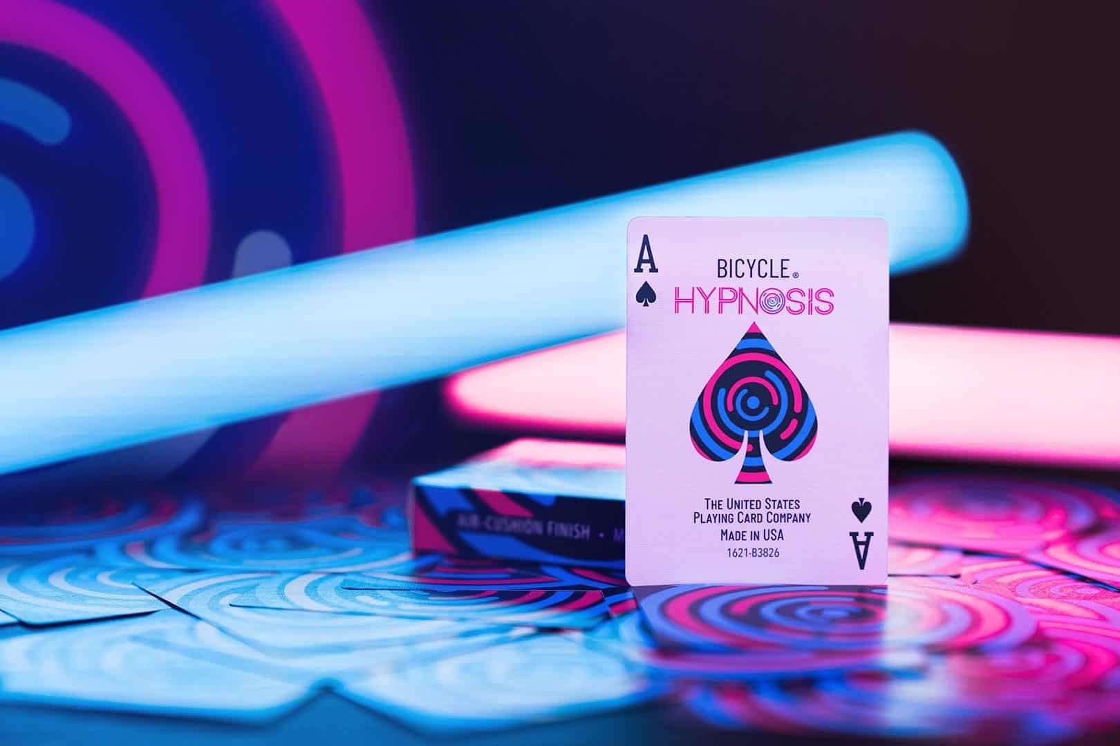 3497-hypnosis-v2-bicycle-playing-cards-1.jpg