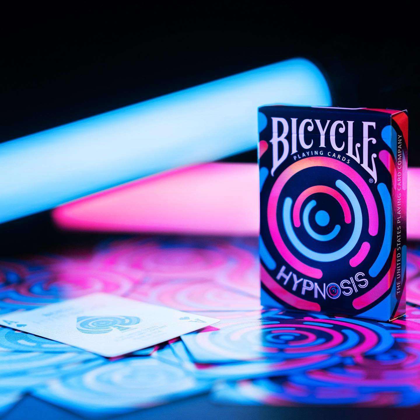 3497-hypnosis-v2-bicycle-playing-cards-1.jpg