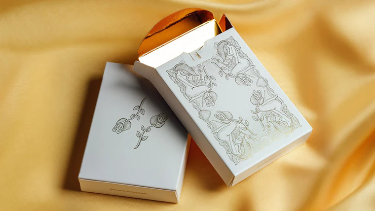 3587-innocence-gold-foil-edition-playing-cards-1.webp