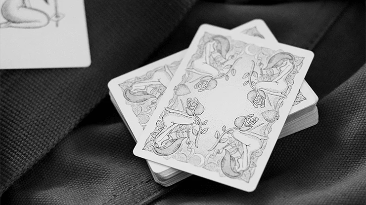 3591-innocence-playing-cards-uspcc-1.jpg