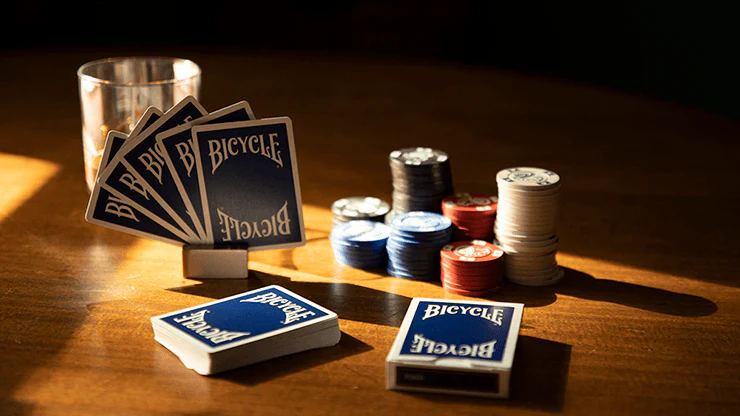 3599-insignia-back-blue-bicycle-playing-cards-1.webp