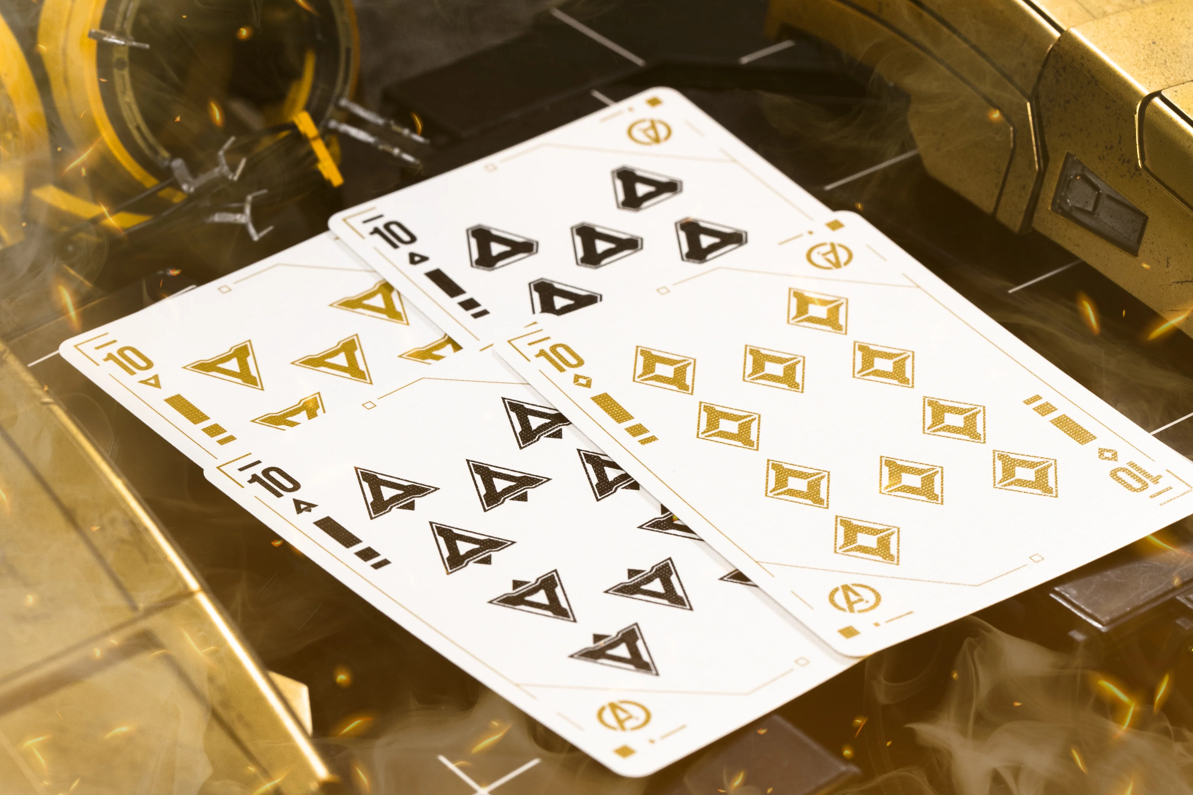 3635-iron-man-mark-21-gold-playing-cards-1.webp