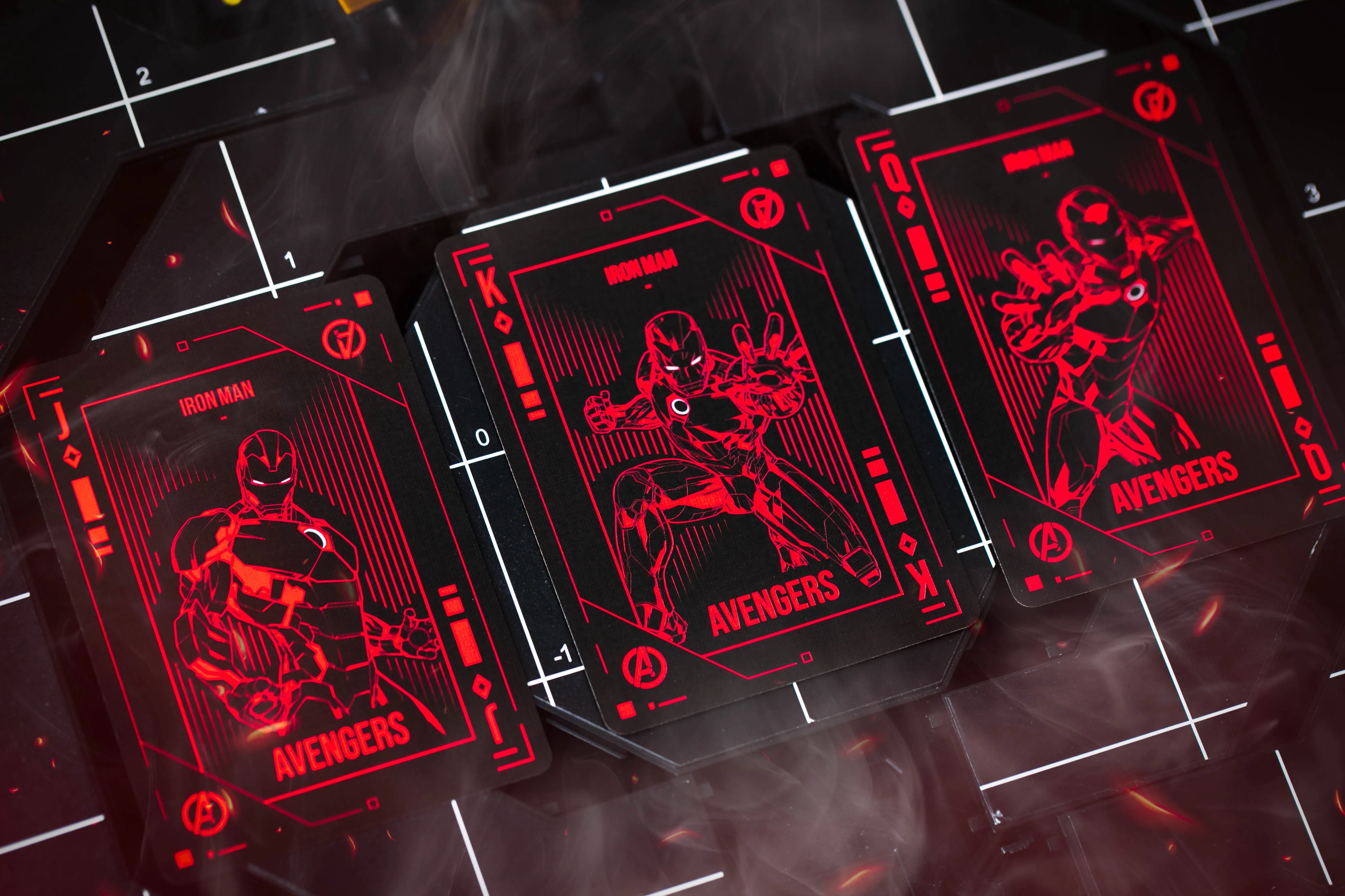 3636-iron-man-mark-33-silver-playing-cards-1.webp