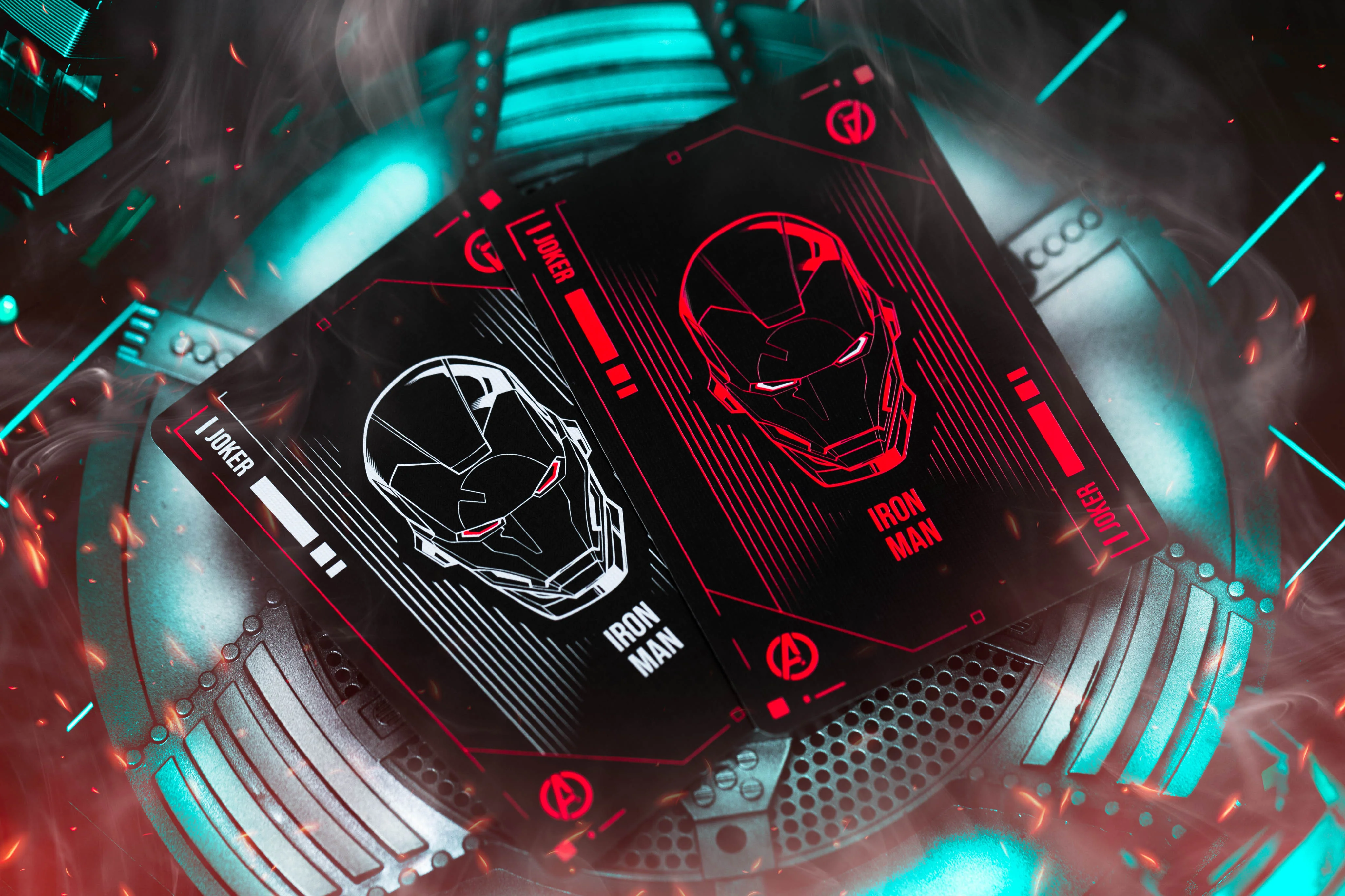 3636-iron-man-mark-33-silver-playing-cards-1.webp