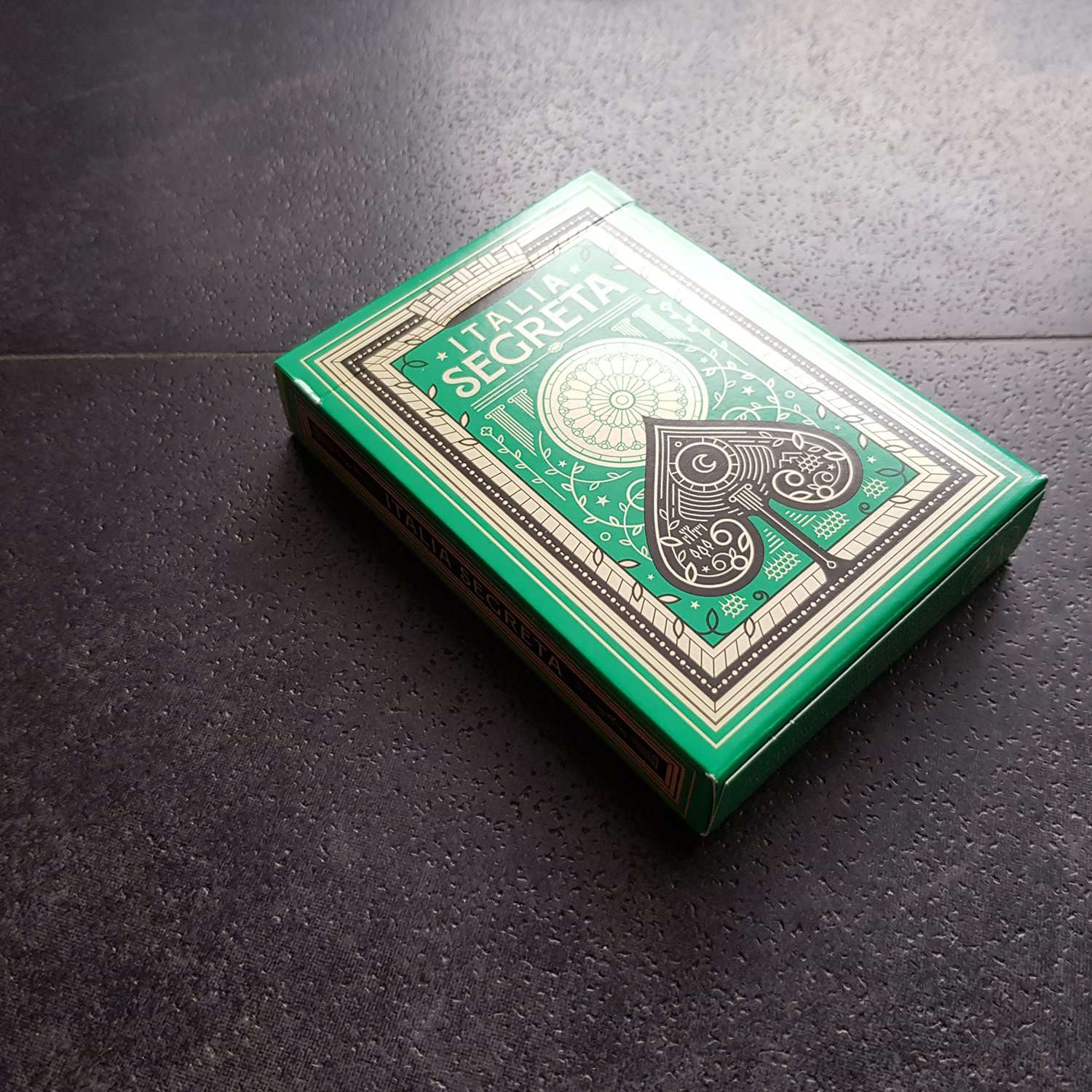 3650-italia-segreta-playing-cards-uspcc-1.jpg