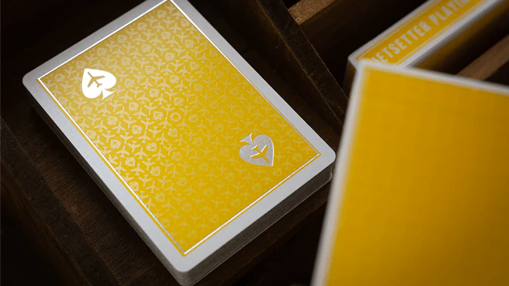 3712-jetsetter-lounge-limited-yellow-playing-cards-epcc-1.webp
