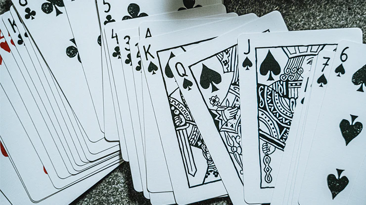3745-jt-crown-blue-playing-cards-by-joker-and-the-thief-1.webp