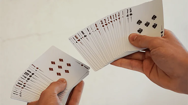 3750-juggler-playing-cards-uspcc-1.jpg
