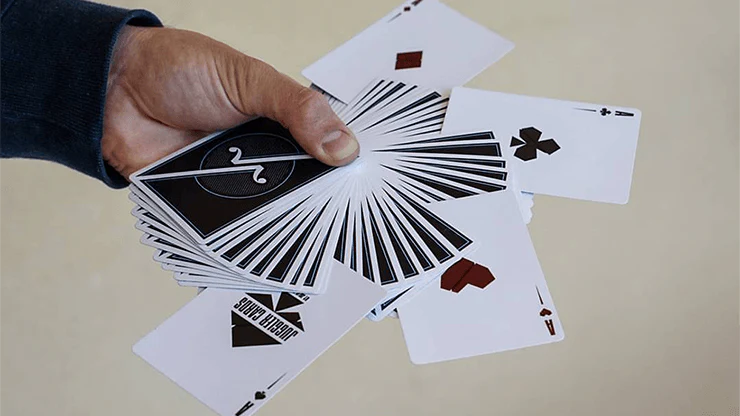 3750-juggler-playing-cards-uspcc-1.jpg