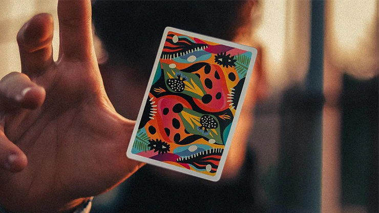 3760-jungle-2021-summer-collection-playing-cards-uspcc-1.jpg