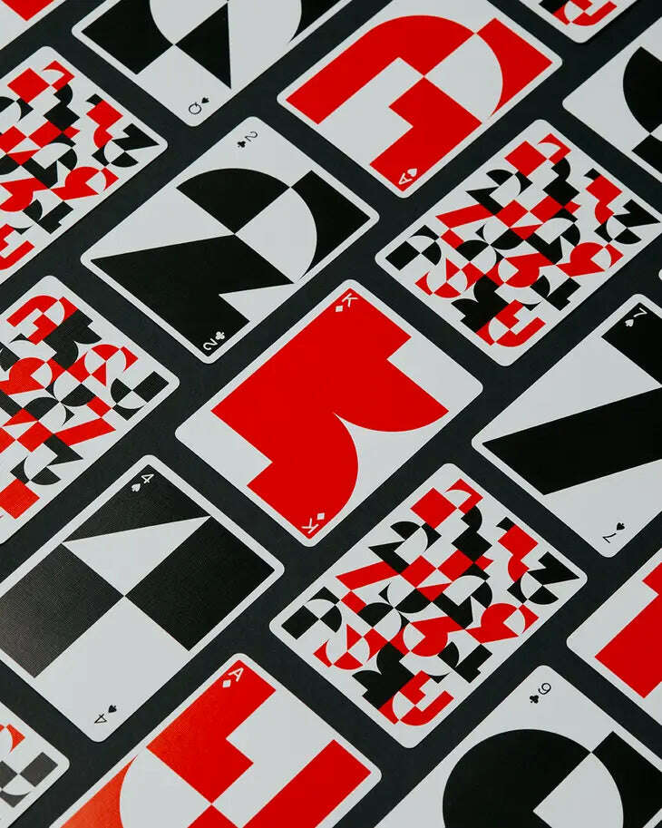 3767-just-type-v1-playing-cards-uspcc-1.webp