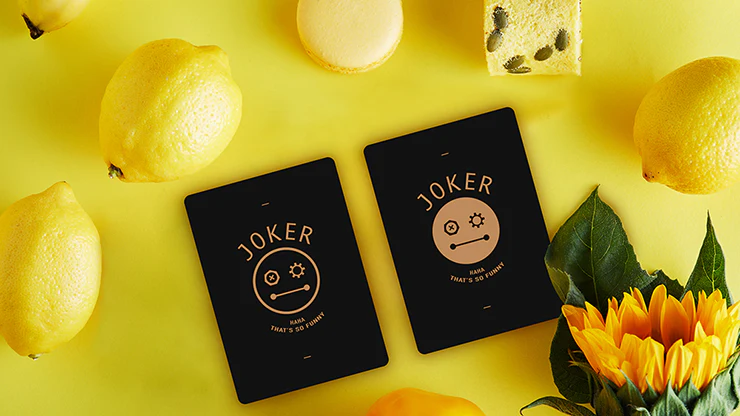 3805-keep-smiling-black-v2-playing-cards-mpc-1.jpg