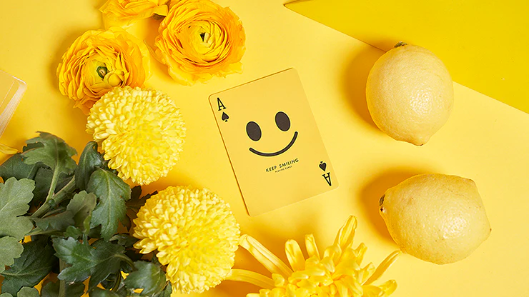 3807-keep-smiling-pearl-gold-v2-playing-cards-mpc-1.jpg