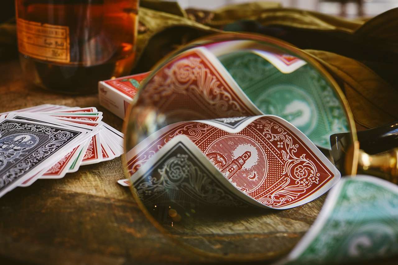 3815-keeper-double-back-gaff-playing-cards-cartamundi-1.jpg