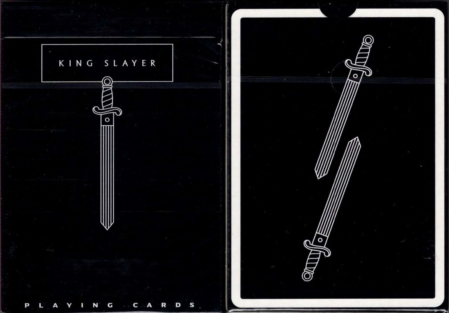 3839-king-slayer-playing-cards-cartamundi-1.webp