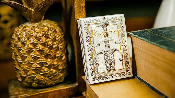 3859-kinghood-elegant-playing-cards-uspcc-1.jpg