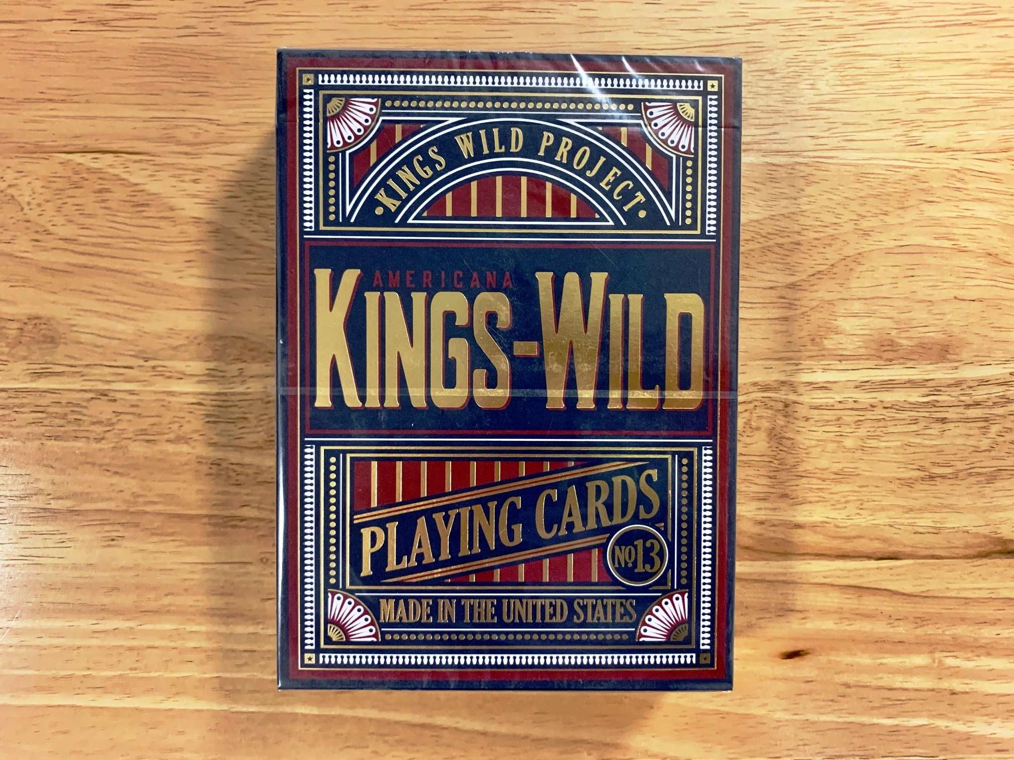 Kings Wild Americanas JUMBO Tuck Case Collectors Set