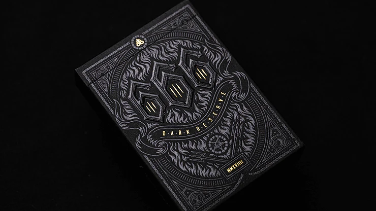 389-666-dark-reserve-gold-foil-playing-cards-cartamundi-1.jpg