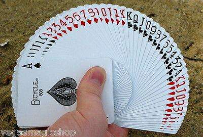 3949-lefty-red-bicycle-playing-cards-deck-1.jpg