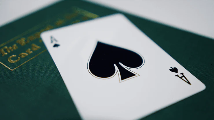 3970-leon-v2-playing-cards-uspcc-1.jpg