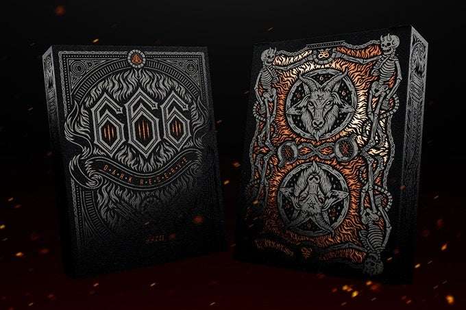 398-666-hell-forged-bronze-dark-reserve-playing-cards-cartamundi-1.jpg