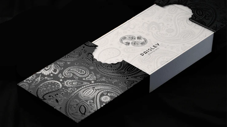 4037-limited-luxurious-paisley-collector-s-3-deck-box-set-uspcc-1.webp
