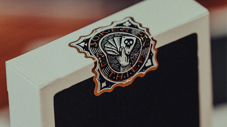4059-logo-playing-cards-by-joker-and-the-thief-1.webp