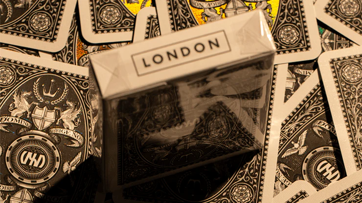 4062-london-classic-diffractor-playing-cards-1.jpg
