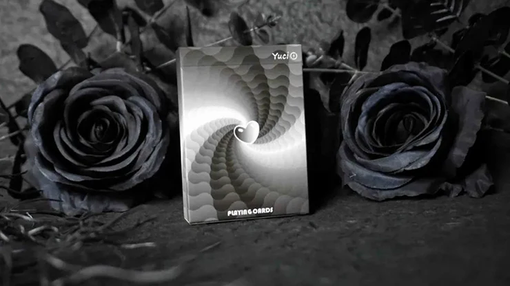 4107-love-and-dream-black-edition-playing-cards-1.webp