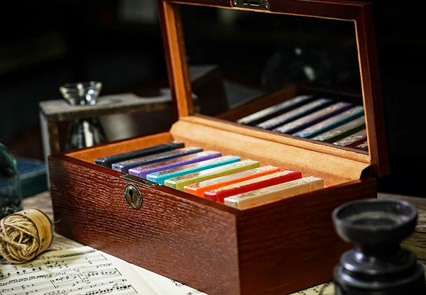 8 Deck Luxury Wooden Storage Box