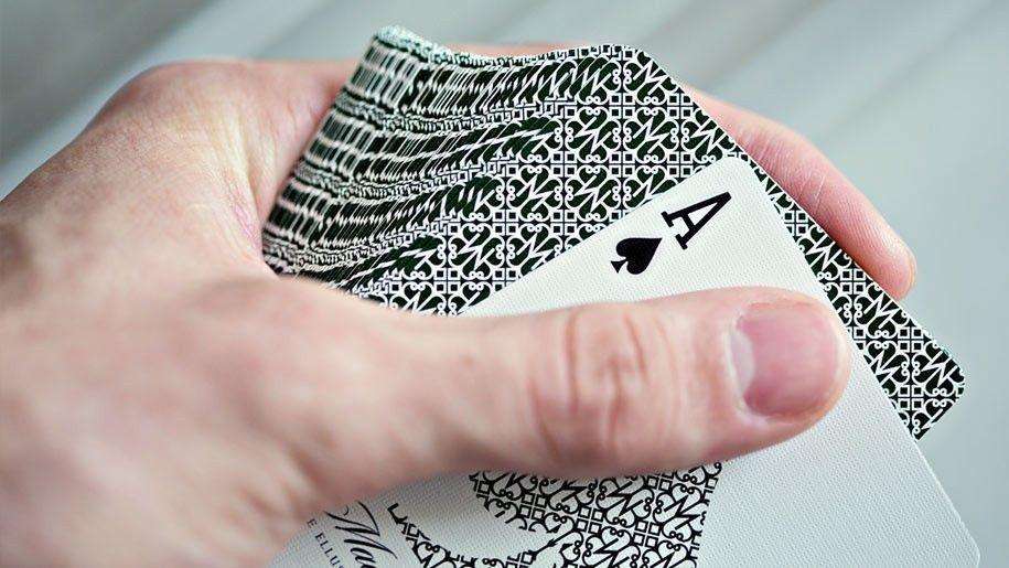 4198-madison-dealers-green-playing-cards-uspcc-1.jpg