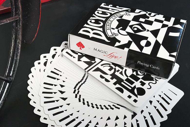 4219-magic-live-2018-bicycle-playing-cards-1.webp
