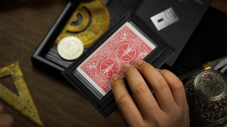 4233-magic-wallet-universe-peek-by-tcc-1.webp