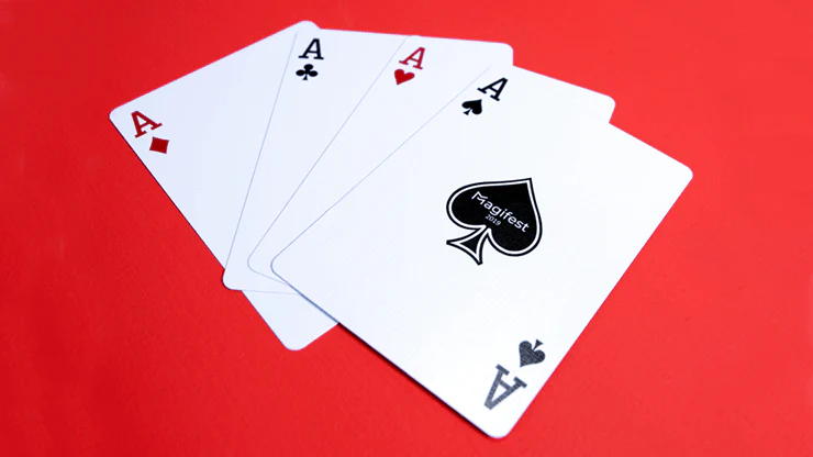4248-magifest-2019-playing-cards-cartamundi-1.jpg