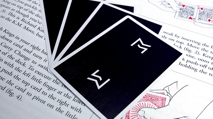 4248-magifest-2019-playing-cards-cartamundi-1.jpg