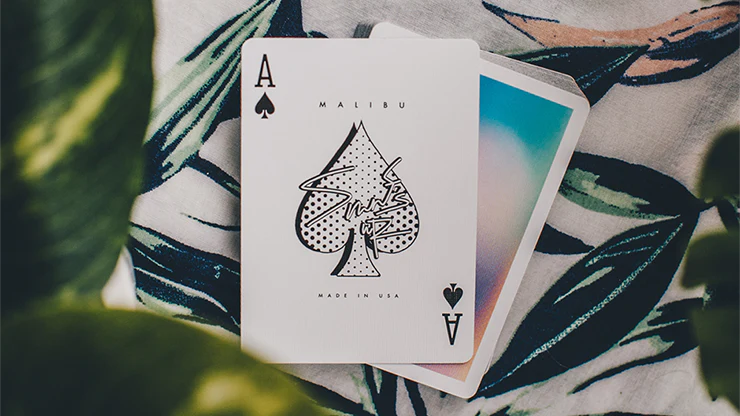 4277-malibu-playing-cards-uspcc-1.webp