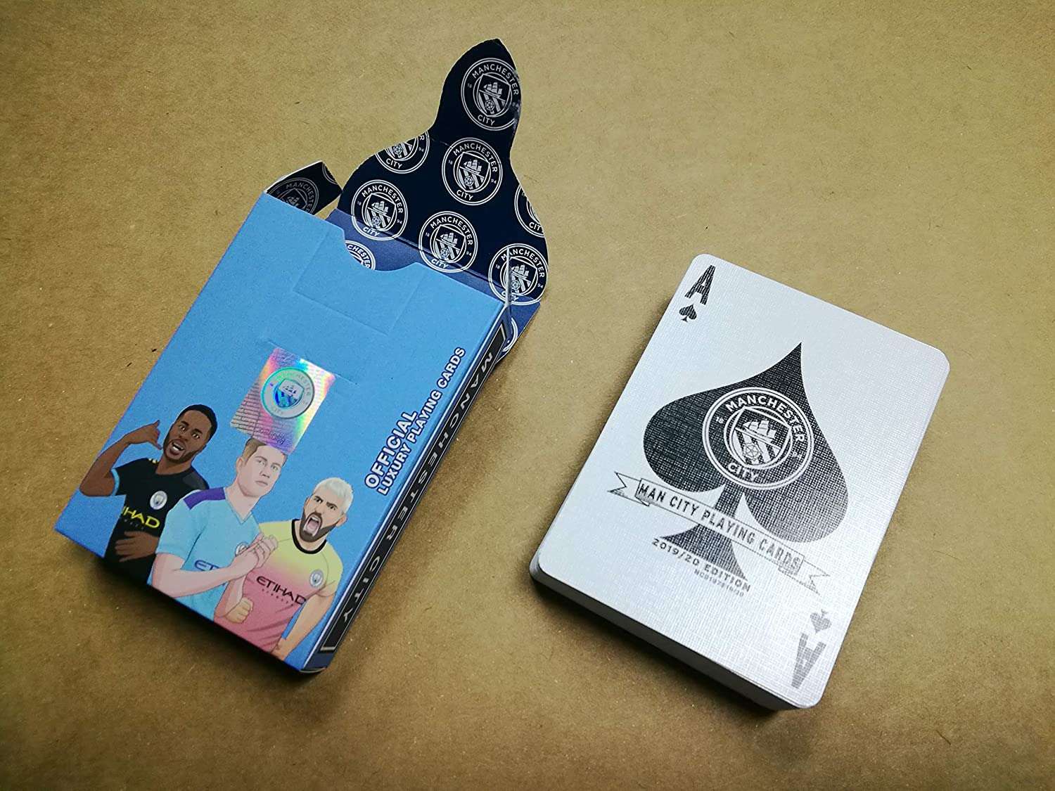 4285-manchester-city-soccer-playing-cards-1.jpg