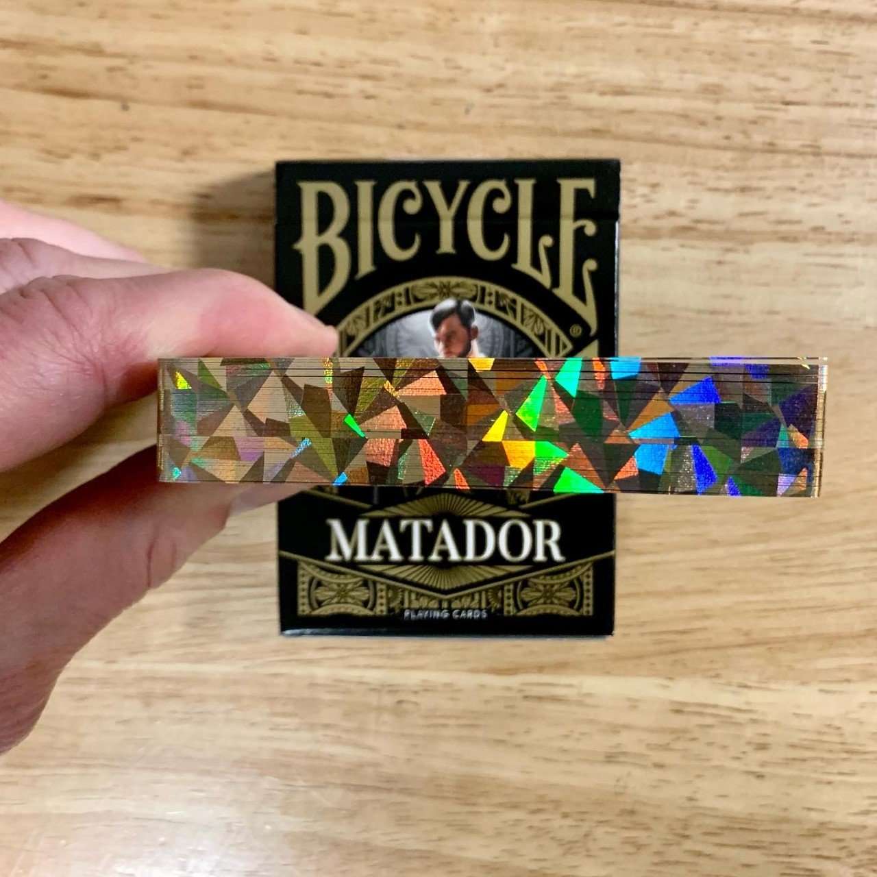4380-matador-gilded-bicycle-playing-cards-1.jpg