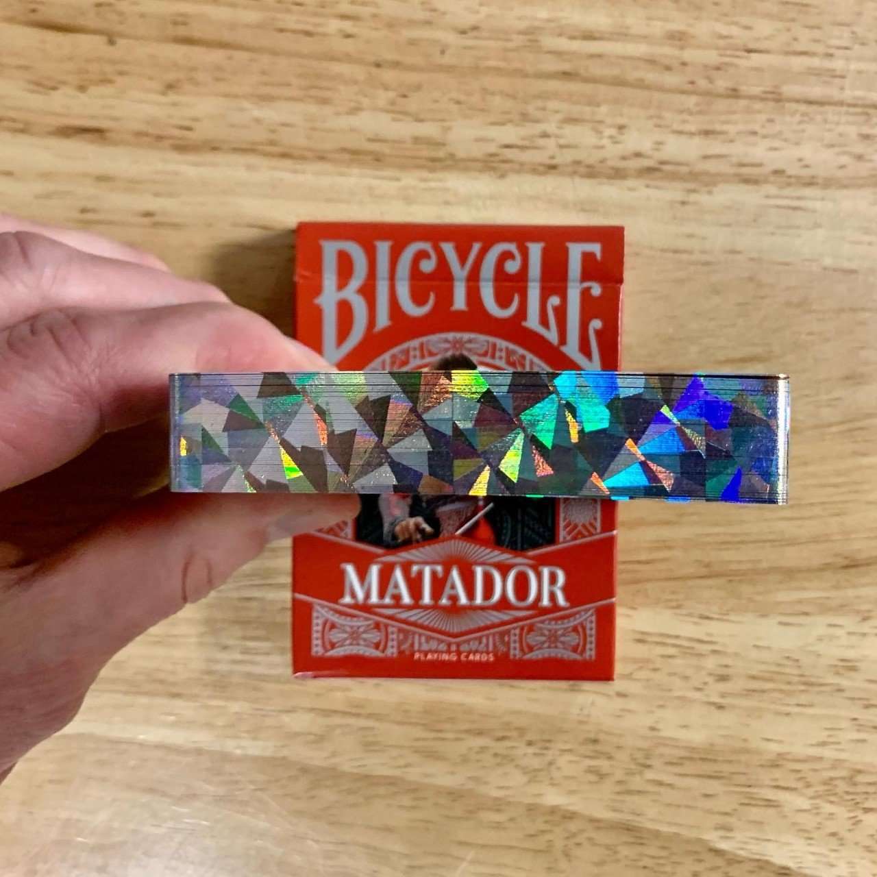 4380-matador-gilded-bicycle-playing-cards-1.jpg