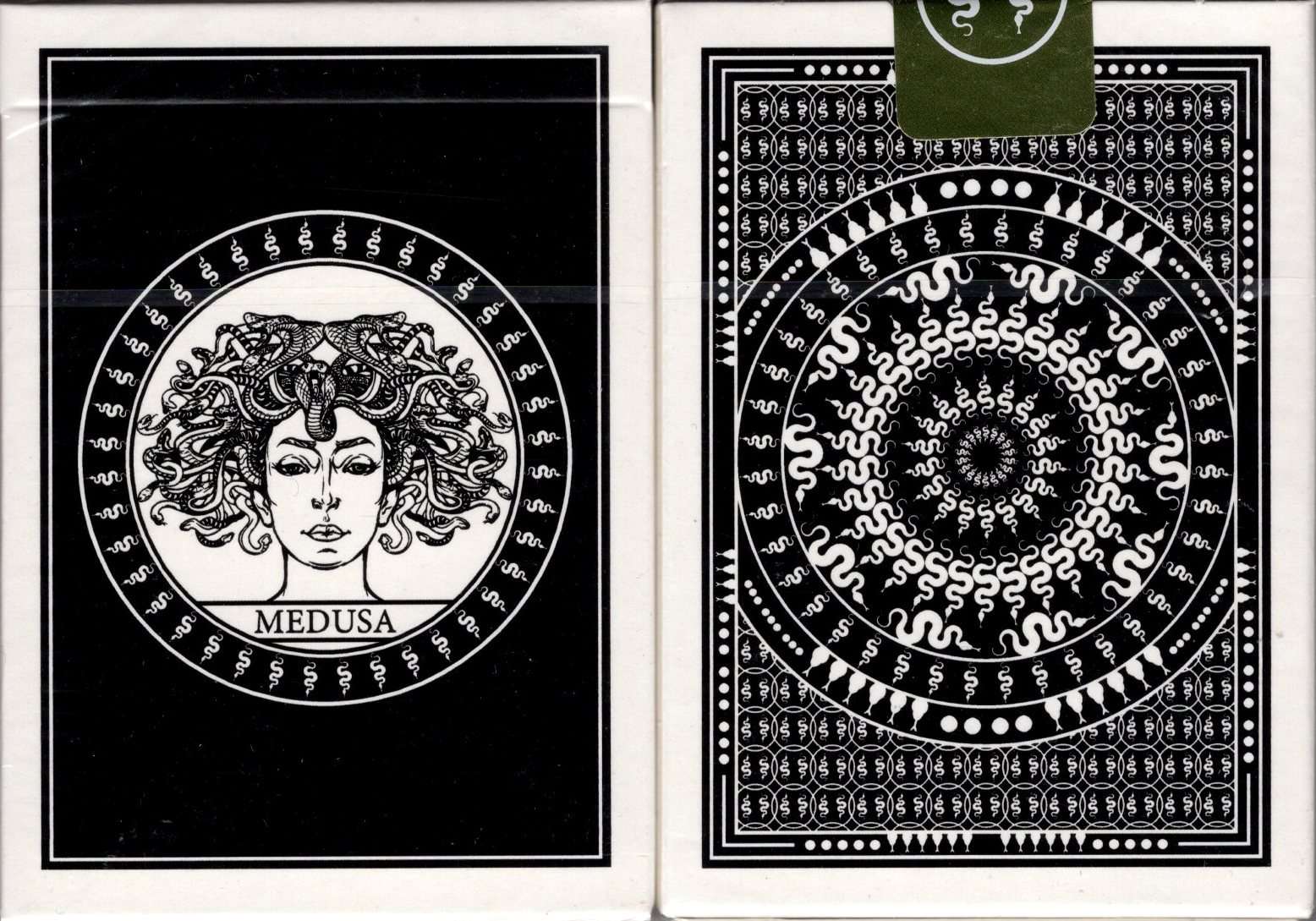 Medusa Marked Playing Cards Cartamundi 1 4435-medusa-marked-playing-cards-cartamundi-1.jpg