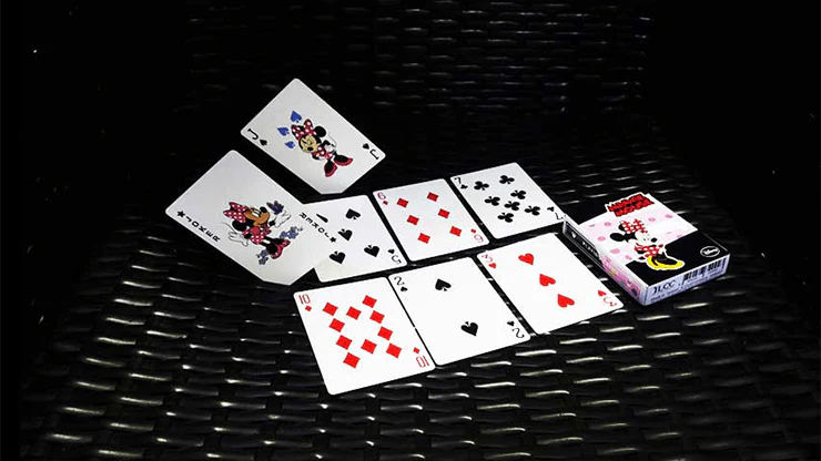 4526-minnie-mouse-playing-cards-jlcc-1.jpg