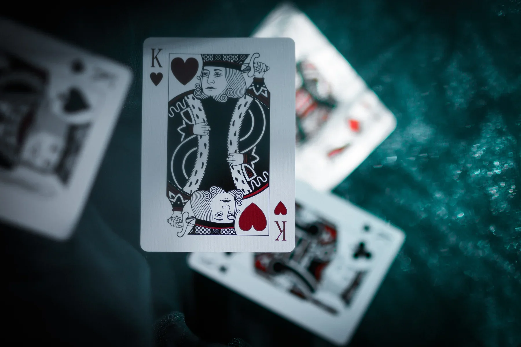 4527-mint-v2-marked-playing-cards-uspcc-1.jpg